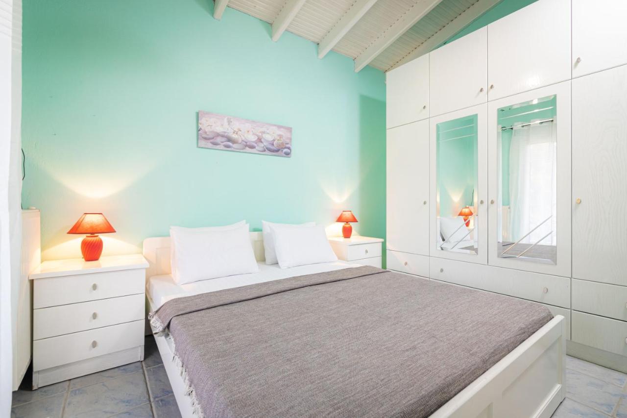 F & B Summer Collection - Paliouri Esterno foto