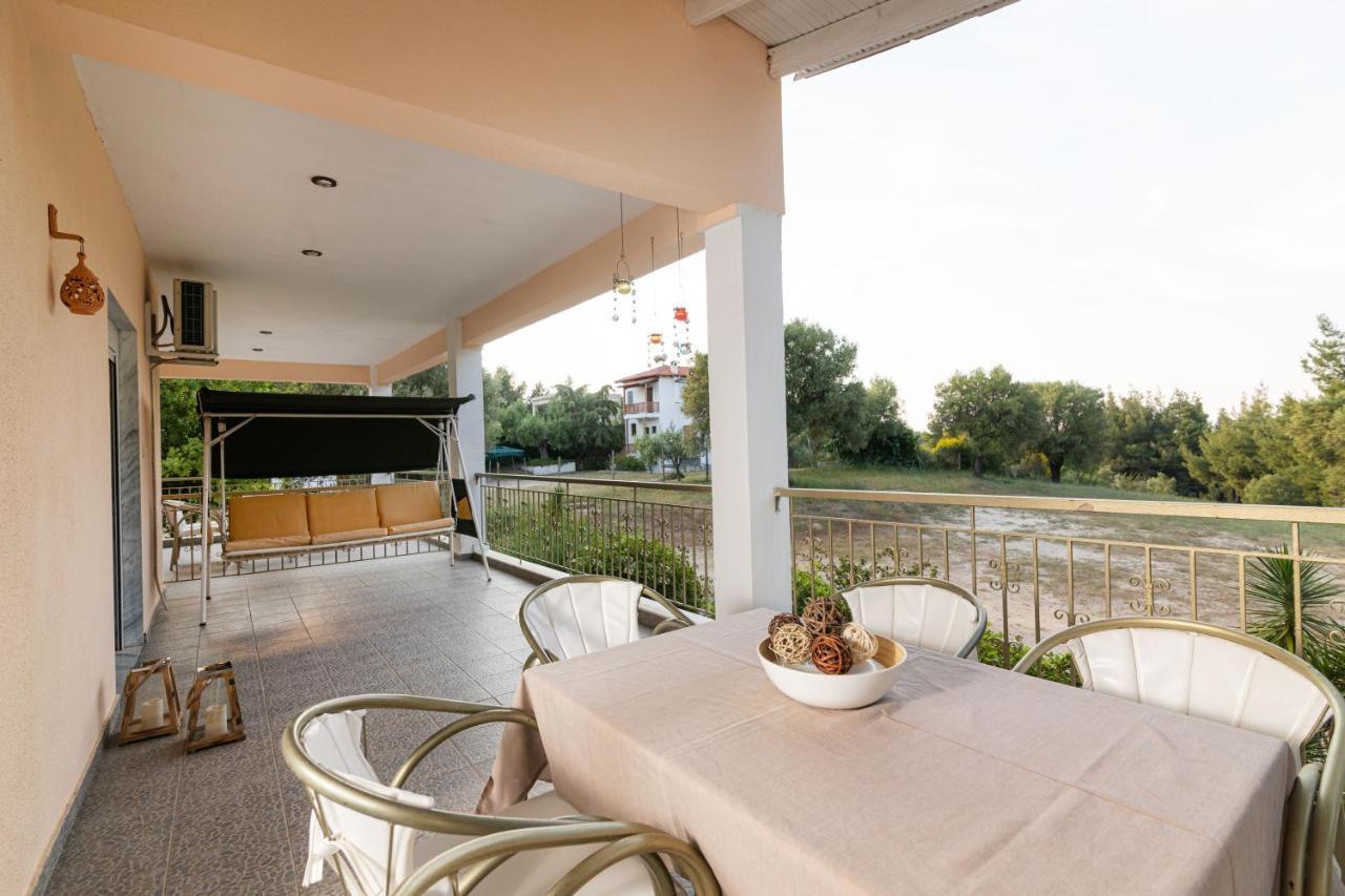 F & B Summer Collection - Paliouri Esterno foto